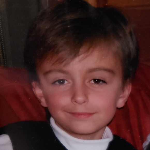 Meet Your Posher - Picture 5 of 6